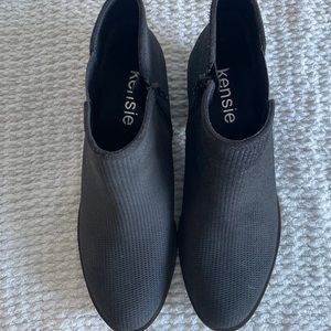 Kensie grey bootie low heel size 7.5M